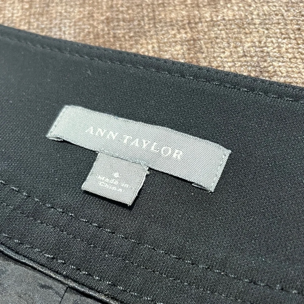 Ann Taylor Black Button-Detail Pencil Skirt - Size 6